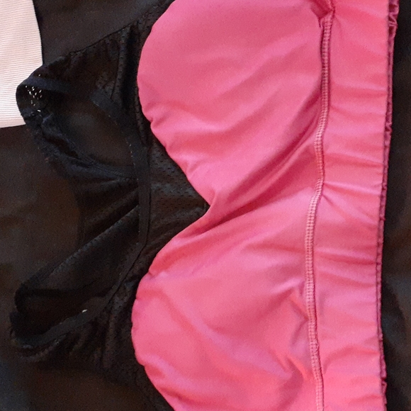 🔥B2G1Free🔥Set of 3 sports bra - Picture 2 of 9